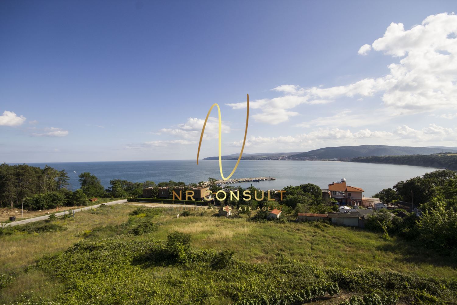 Spacious 2-bedroom apartment for sale with amazing panorama to the sea in Byala - 0