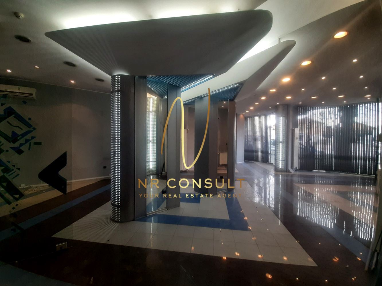 Excellent investment property on Maria Luisa Boulevard! -0