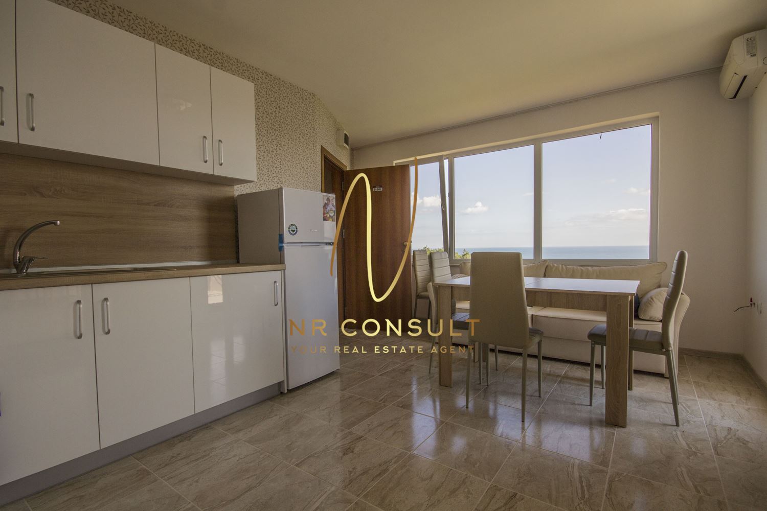 Spacious 2-bedroom apartment for sale with amazing panorama to the sea in Byala - 0