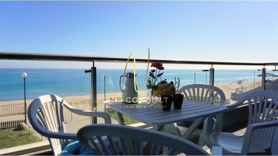 Luxury summer apartment on the first line of the beach in Obzor! -0