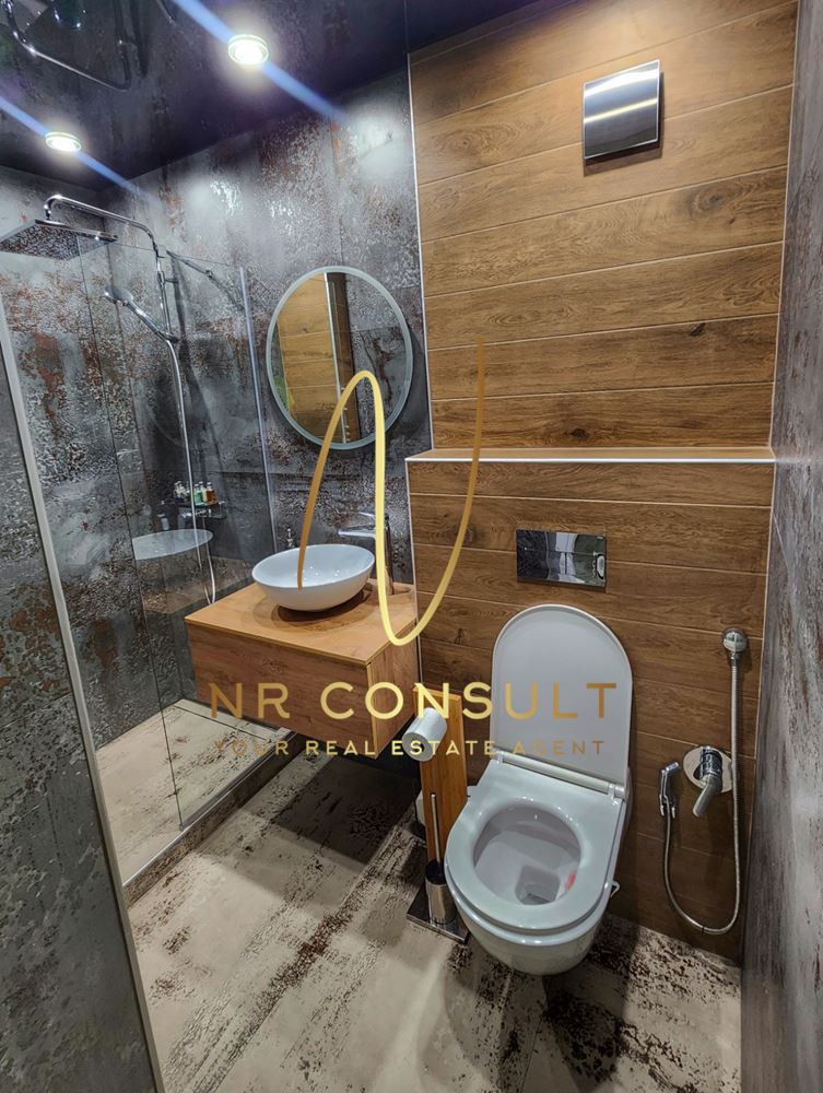 For rent excellent property for connoisseurs of good taste and modern vision near the pedestrian zone of Vitosha Blvd!! -0