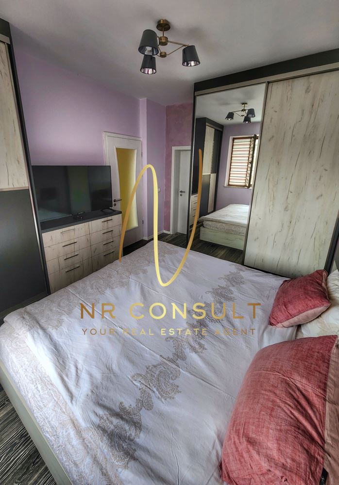 For rent excellent property for connoisseurs of good taste and modern vision near the pedestrian zone of Vitosha Blvd!! -0