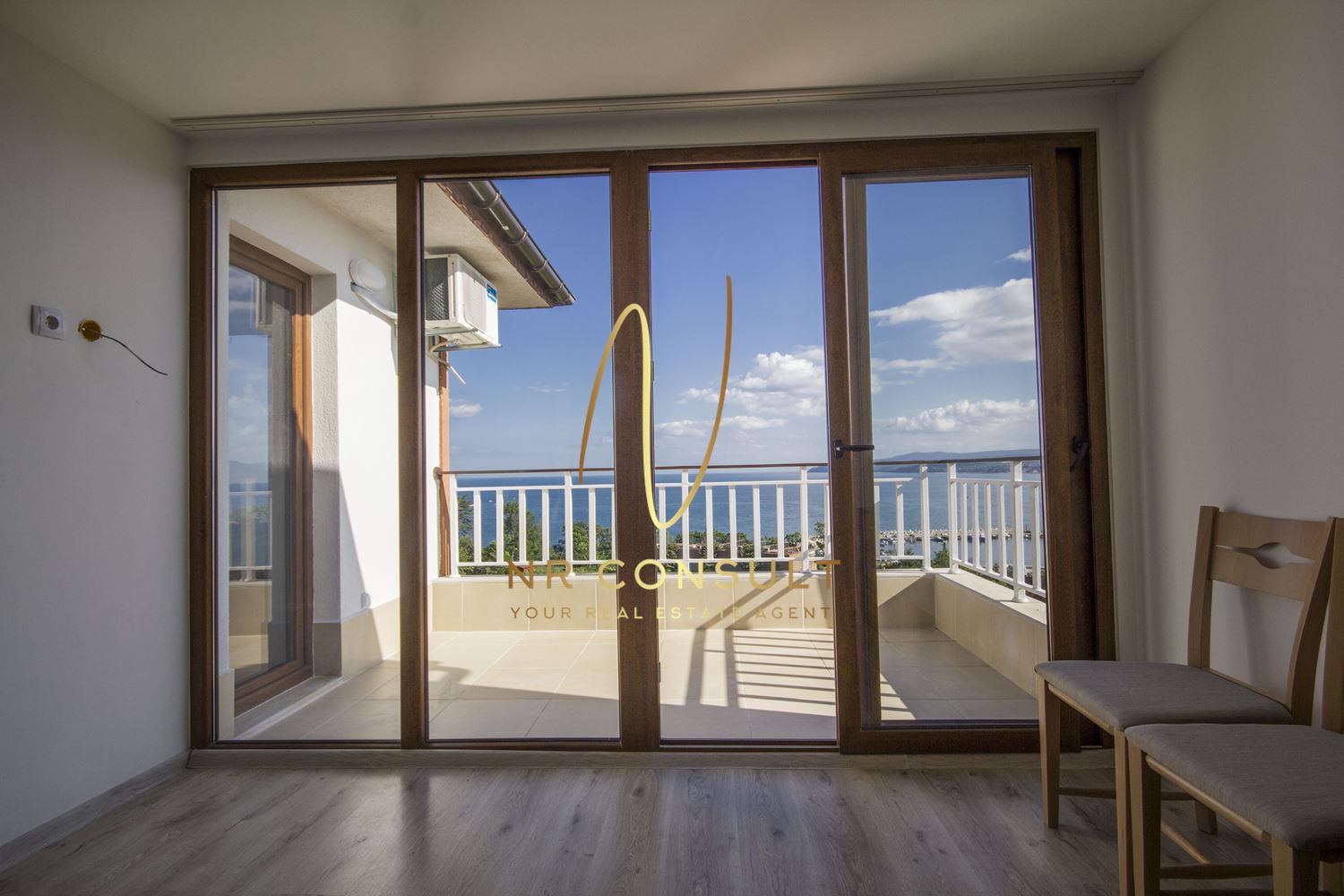 Spacious 2-bedroom apartment for sale with amazing panorama to the sea in Byala - 0