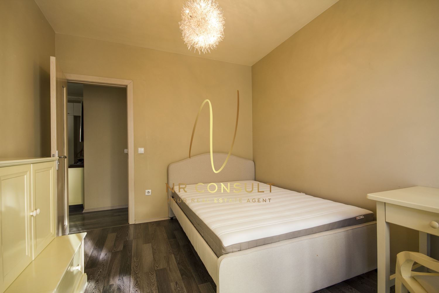 Wonderful 2-bedroom apartment for rent next to Bulgaria Blvd.!