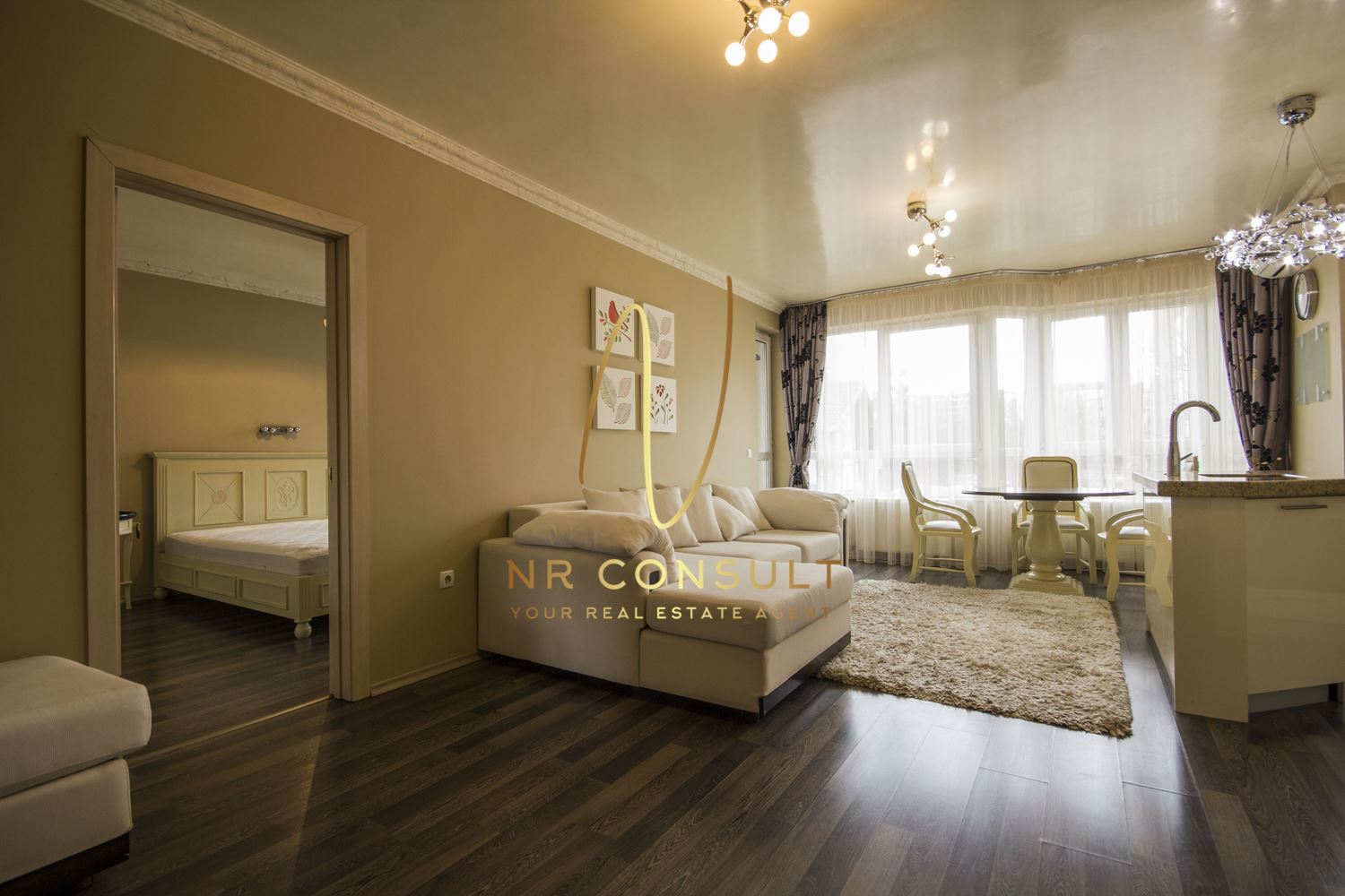 Wonderful 2-bedroom apartment for rent next to Bulgaria Blvd.!