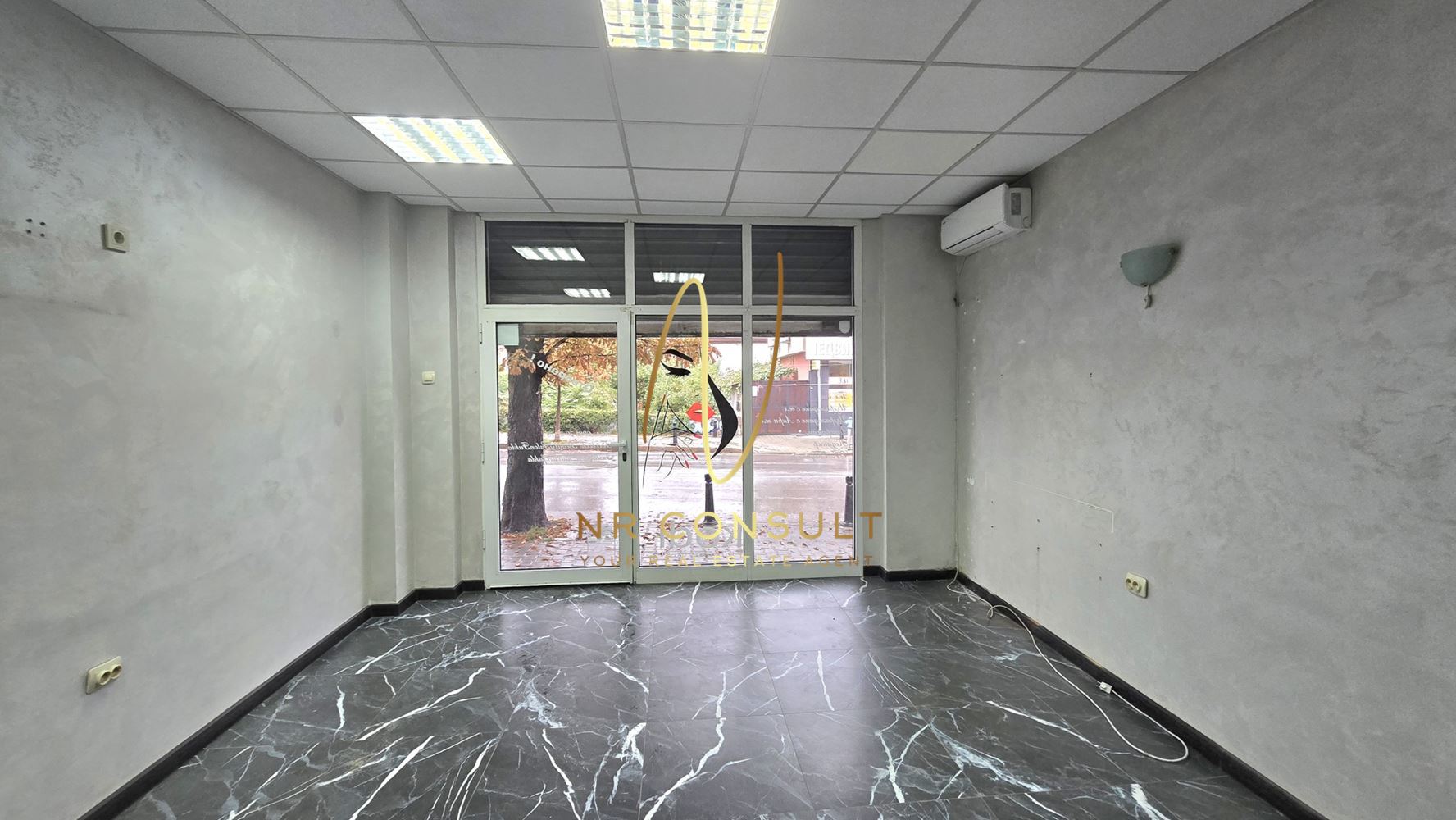 Great shop for rent with perfect location - “G.S. Rakovski” Street!