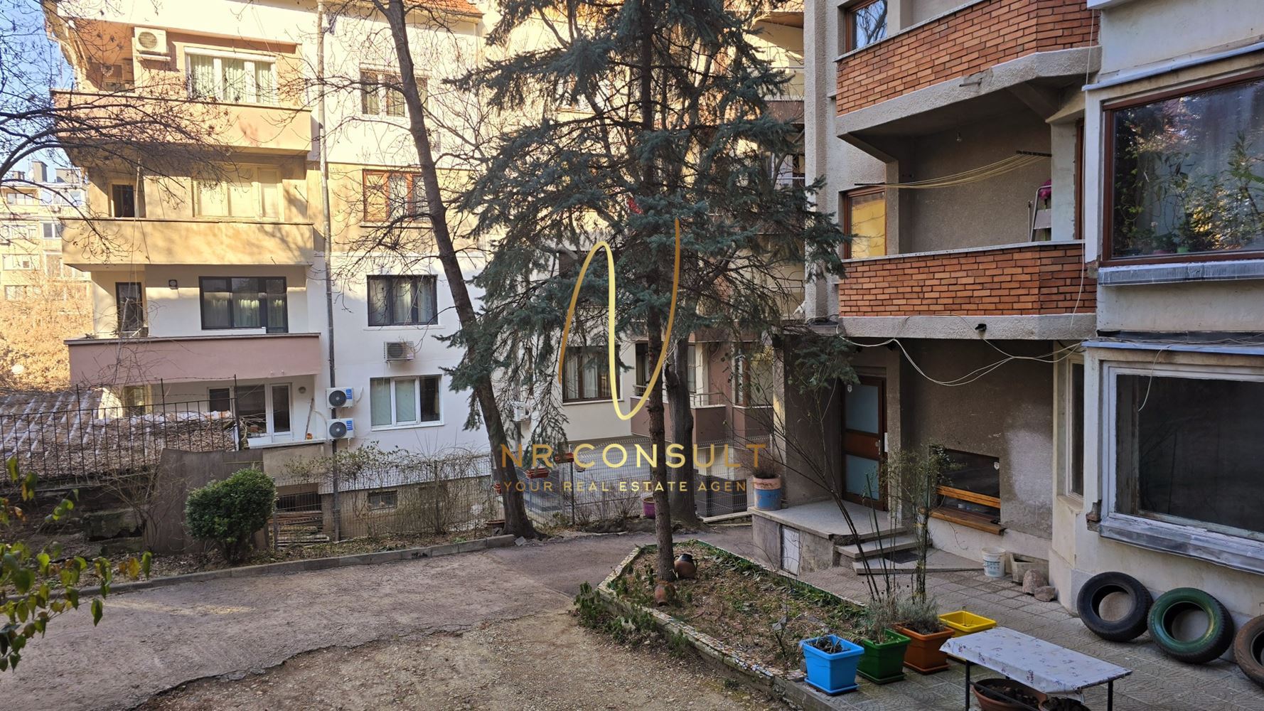 Двустаен апартамент под наем в кв. Лозенец – до метро и Южен парк! - 0