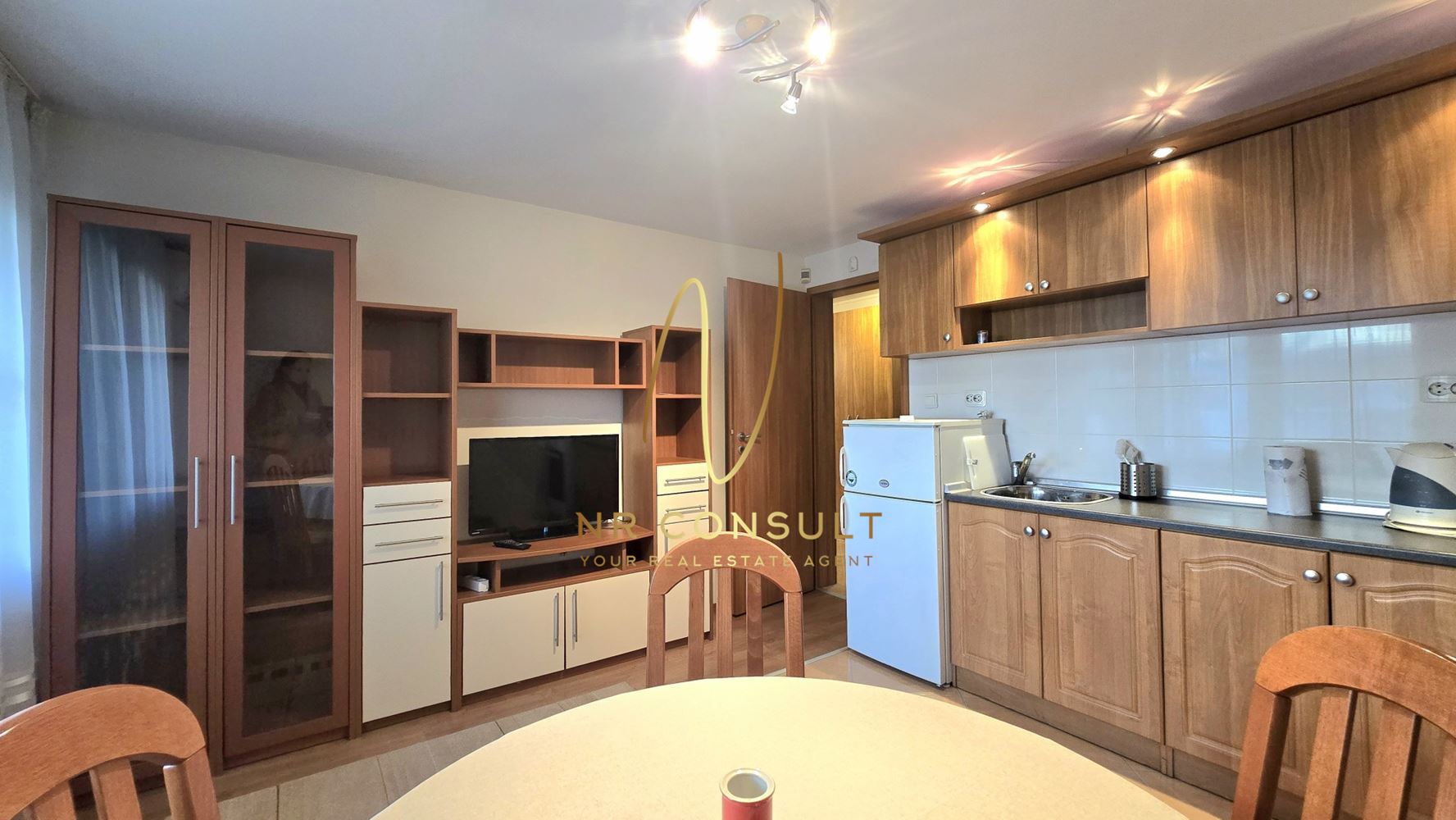 Двустаен апартамент под наем в кв. Лозенец – до метро и Южен парк! - 0