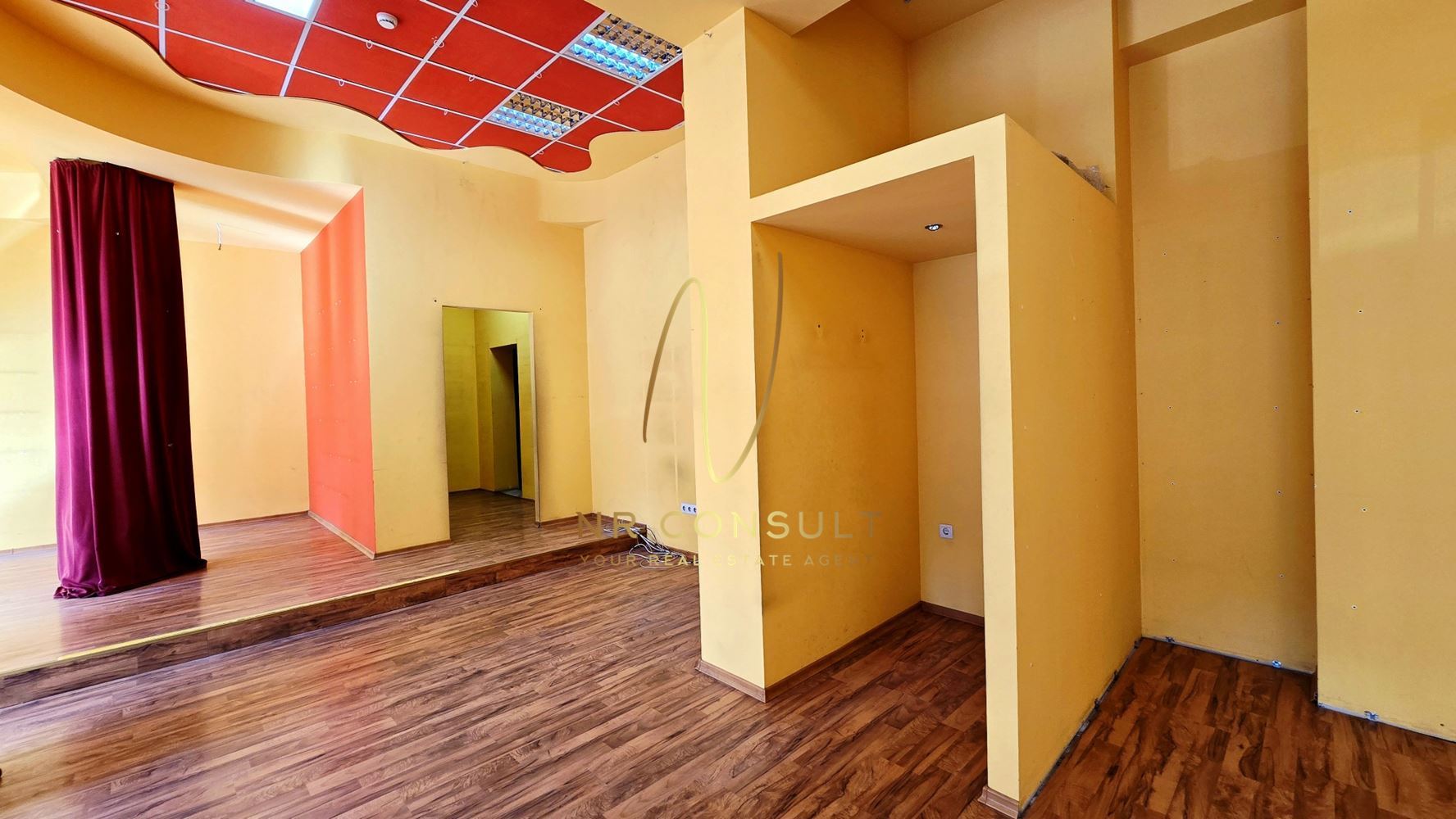 ПРОДАЖБА НА МАГАЗИН В ИДЕАЛНИЯ ЦЕНТЪР НА СОФИЯ! - 0